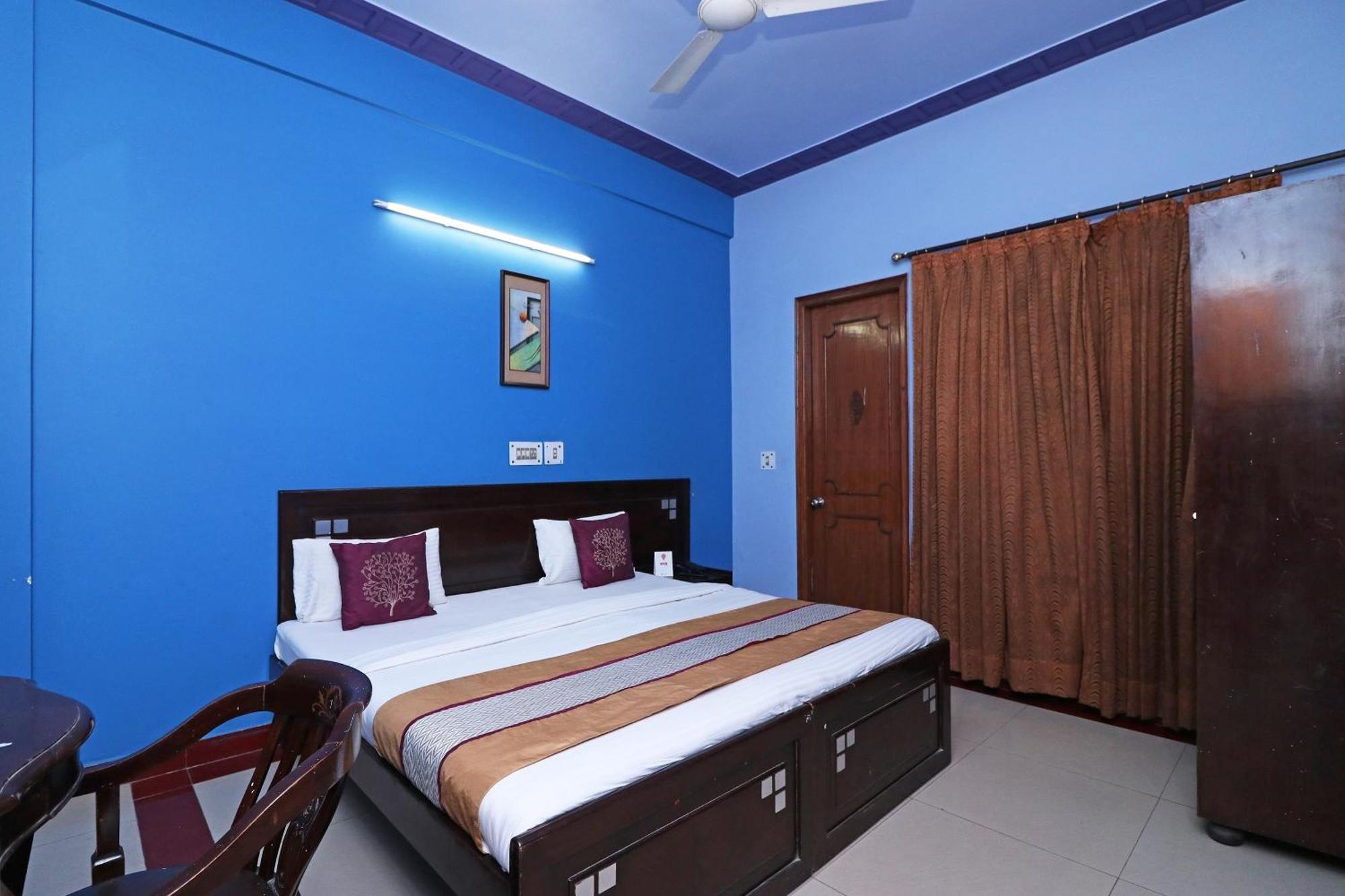 Townhouse Satguru Enclave Road Gurgaon Hotel Jāmb Exterior foto